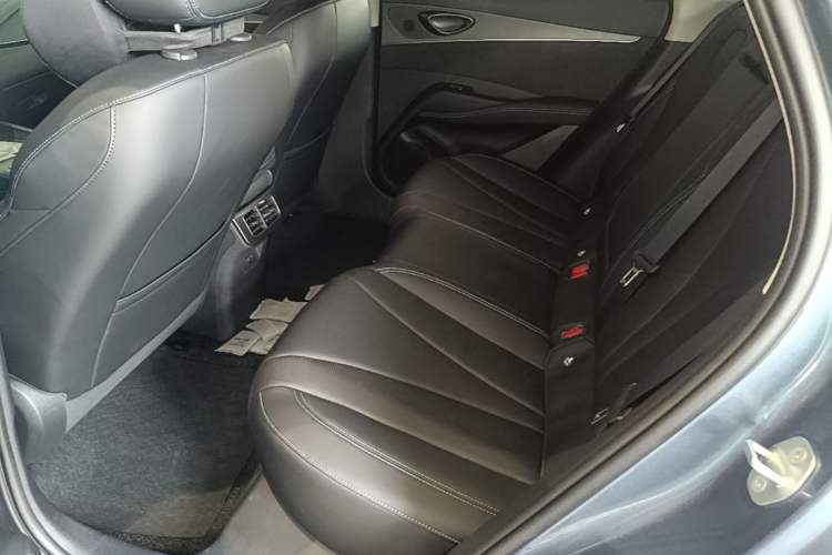 Used BYD Seal 06 New Energy 2026 Model DM-i Ultra-Enjoyment Edition 210KM Prestige Version Left Rear Seat