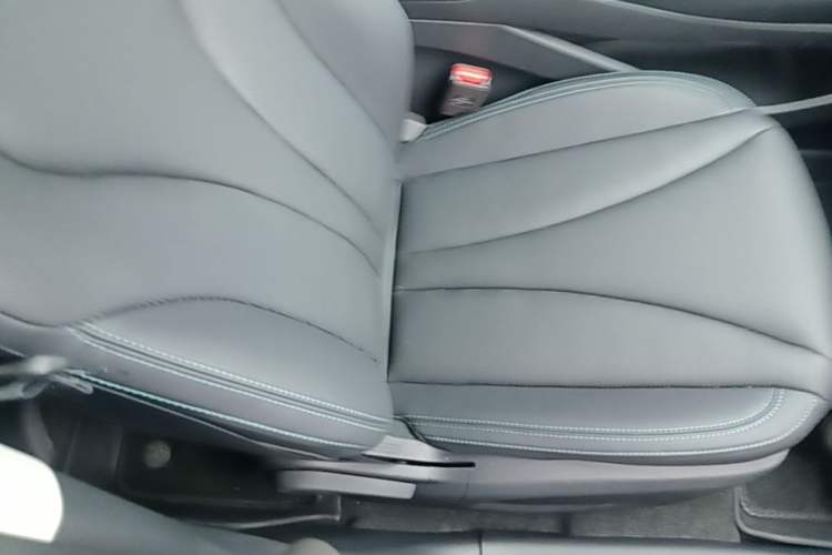 Used BYD Seal 06 New Energy 2026 DM-i Ultra-Enjoyment 128KM Smart Enjoyment Model Right Front Seat