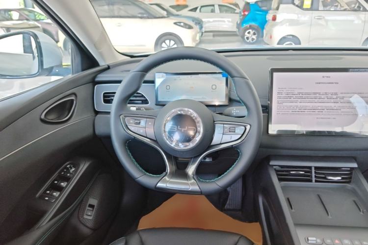 Used BYD Seal 06 New Energy 2026 DM-i Ultra-Enjoyment 128KM Luxury Edition Steering Wheel