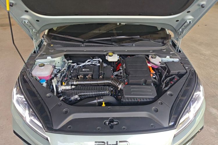 Used BYD Seal 06 New Energy 2026 DM-i Ultra-Enjoyment 128KM Smart Enjoyment Model Engine Bay