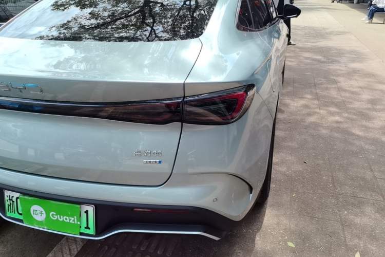 Used BYD Seal 06 New Energy 2026 DM-i Ultra-Enjoyment 128KM Smart Enjoyment Model Right Rear Taillight