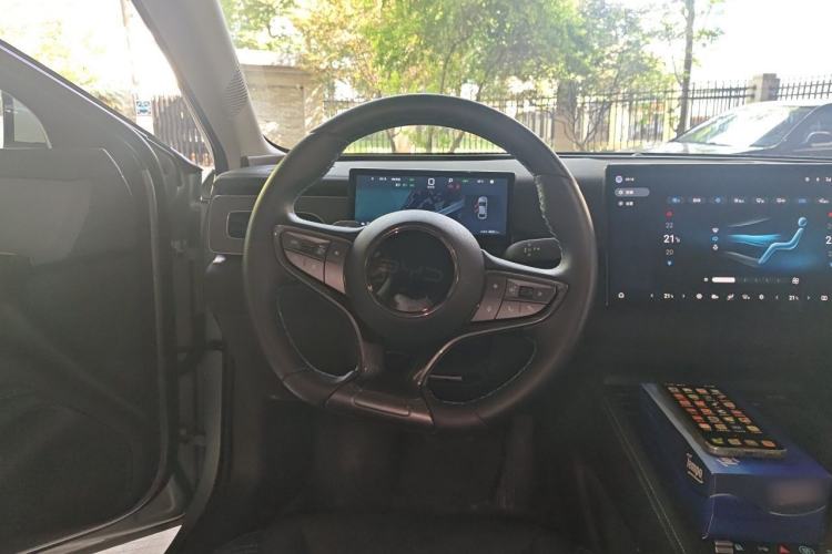 Used BYD Seal 06 New Energy 2026 DM-i Ultra-Enjoyment 128KM Smart Enjoyment Model Steering Wheel