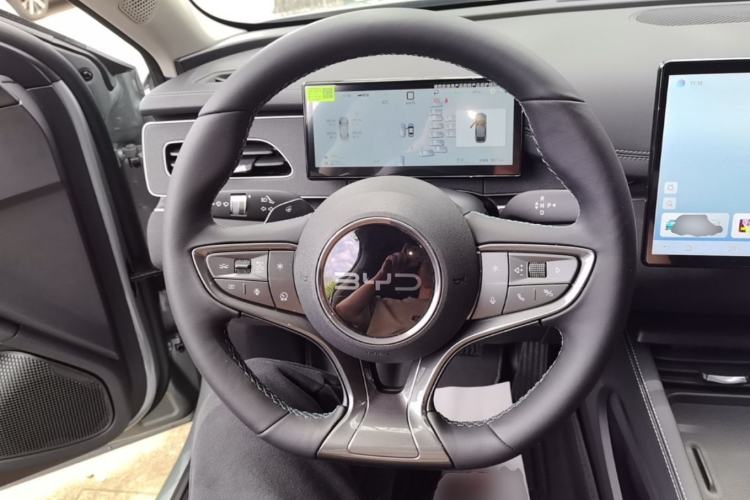 Used BYD Seal 06 New Energy 2026 DM-i Ultra-Enjoyment 128KM Smart Enjoyment Model Steering Wheel