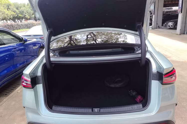 Used BYD Seal 06 New Energy 2026 DM-i Ultra-Enjoyment 128KM Smart Enjoyment Model Trunk