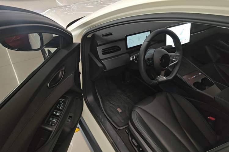 Used BYD Seal 06 New Energy 2026 DM-i Ultra-Enjoyment 128KM Smart Enjoyment Model Driver Seat