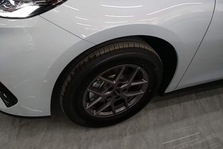 Used BYD Seal 06 New Energy 2026 DM-i Ultra-Enjoyment 128KM Luxury Edition Exterior 4