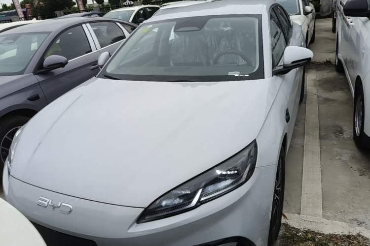 Used BYD Seal 06 New Energy 2026 DM-i Ultra-Enjoyment 128KM Smart Enjoyment Model Front