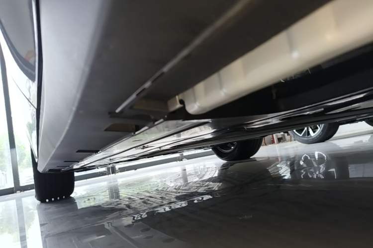 Used BYD Seal 06 New Energy 2026 DM-i Ultra-Enjoyment 128KM Smart Enjoyment Model Left Side Sill