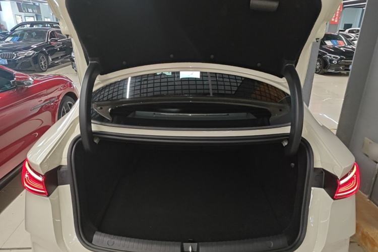 Used BYD Seal 06 New Energy 2026 DM-i Ultra-Enjoyment 128KM Smart Enjoyment Model Trunk