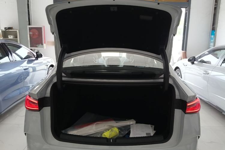 Used BYD Seal 06 New Energy 2026 DM-i Ultra-Enjoyment 128KM Smart Enjoyment Model Trunk