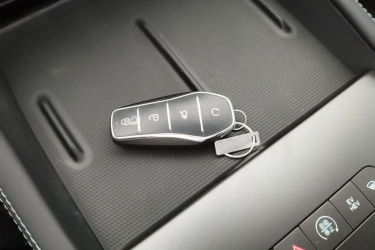 Used BYD Seal 06 New Energy 2026 DM-i Ultra-Enjoyment 128KM Smart Enjoyment Model Vehicle Key