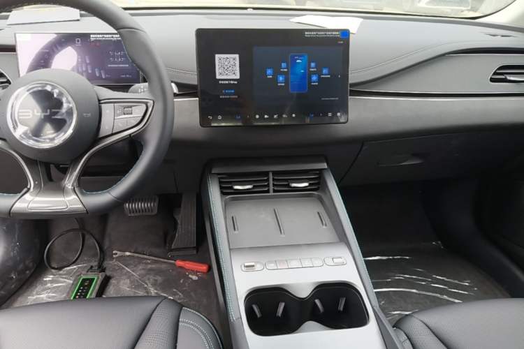 Used BYD Seal 06 New Energy 2026 DM-i Ultra-Enjoyment 128KM Smart Enjoyment Model Audio And AC Panel