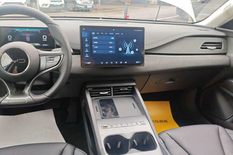 Used BYD Seal 06 New Energy 2026 DM-i Ultra-Enjoyment 128KM Luxury Edition Audio And AC Panel