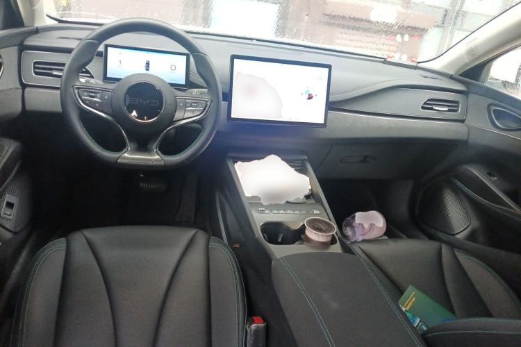Used BYD Seal 06 New Energy 2026 DM-i Ultra-Enjoyment 128KM Luxury Edition Center Console