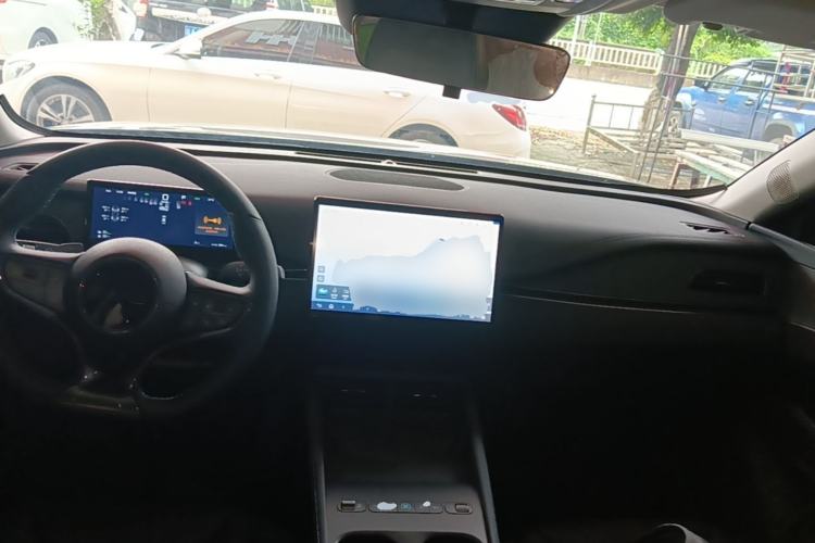 Used BYD Seal 06 New Energy 2026 DM-i Ultra-Enjoyment 128KM Smart Enjoyment Model Center Console