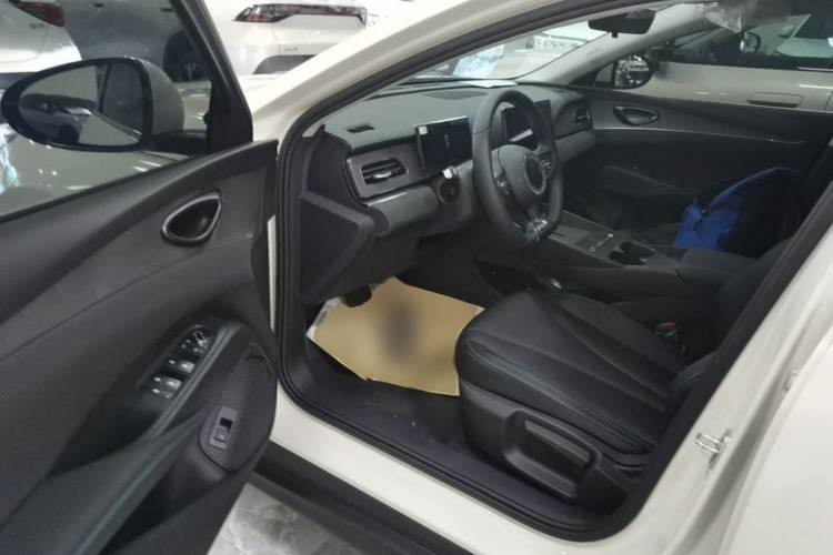 Used BYD Seal 06 New Energy 2026 DM-i Ultra-Enjoyment 128KM Luxury Edition Driver Seat