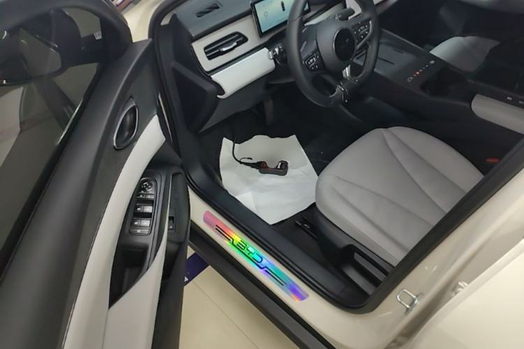 Used BYD Seal 06 New Energy 2026 DM-i Ultra-Enjoyment 128KM Luxury Edition Driver Seat