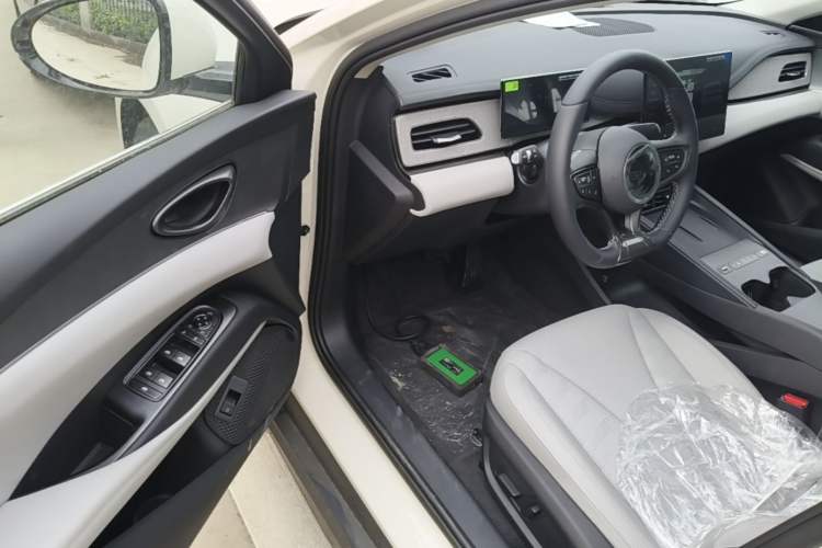 Used BYD Seal 06 New Energy 2026 DM-i Ultra-Enjoyment 128KM Smart Enjoyment Model Driver Seat