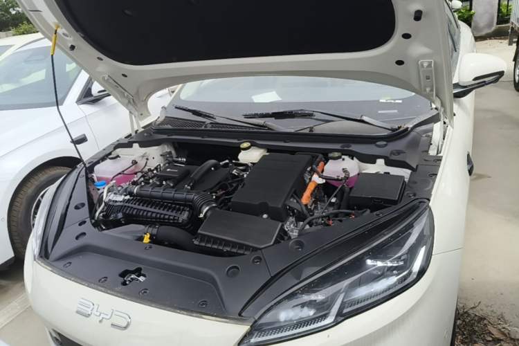 Used BYD Seal 06 New Energy 2026 DM-i Ultra-Enjoyment 128KM Smart Enjoyment Model Engine Bay