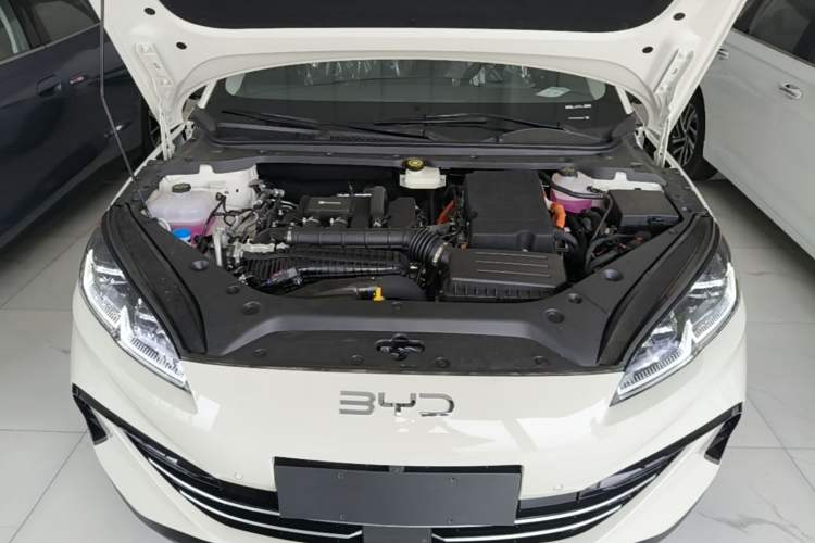 Used BYD Seal 06 New Energy 2026 DM-i Ultra-Enjoyment 128KM Smart Enjoyment Model Engine Bay