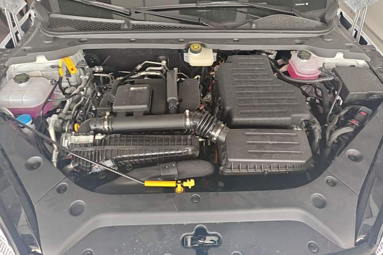 Used BYD Seal 06 New Energy 2026 Model DM-i Ultra-Enjoyment Edition 210KM Prestige Version Engine Bay