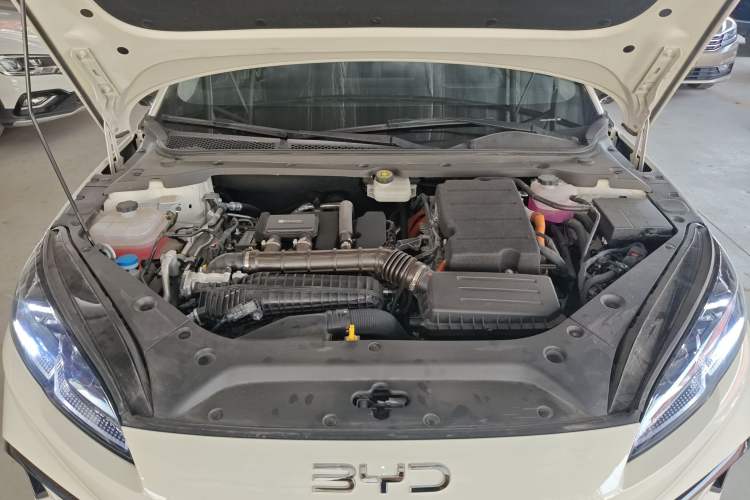 Used BYD Seal 06 New Energy 2026 DM-i Ultra-Enjoyment 128KM Smart Enjoyment Model Engine Bay
