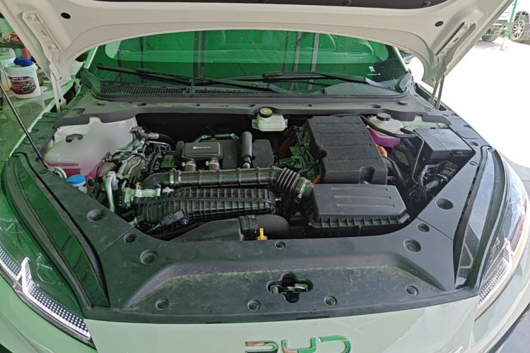 Used BYD Seal 06 New Energy 2026 DM-i Ultra-Enjoyment 128KM Smart Enjoyment Model Engine Bay
