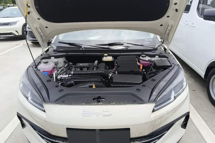 Used BYD Seal 06 New Energy 2026 DM-i Ultra-Enjoyment 128KM Smart Enjoyment Model Engine Bay