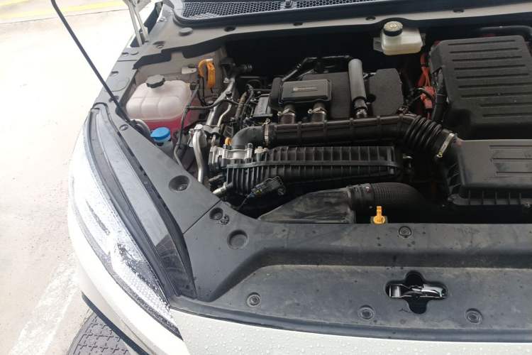 Used BYD Seal 06 New Energy 2026 DM-i Ultra-Enjoyment 128KM Luxury Edition Engine Bay Right