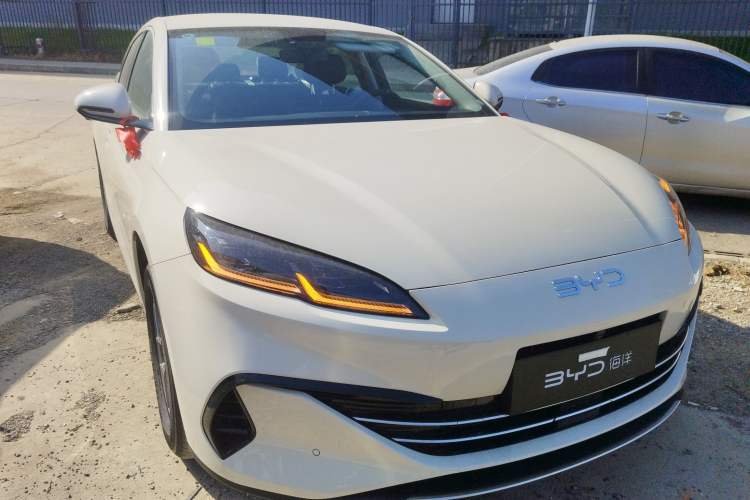 Used BYD Seal 06 New Energy 2026 DM-i Ultra-Enjoyment 128KM Luxury Edition Exterior 2
