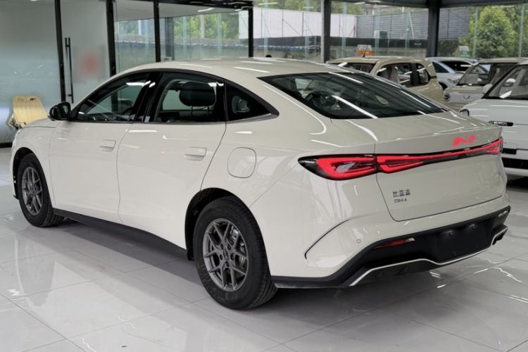 Used BYD Seal 06 New Energy 2026 DM-i Ultra-Enjoyment 128KM Luxury Edition Exterior 3