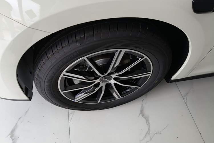 Used BYD Seal 06 New Energy 2026 DM-i Ultra-Enjoyment 128KM Smart Enjoyment Model Exterior 4