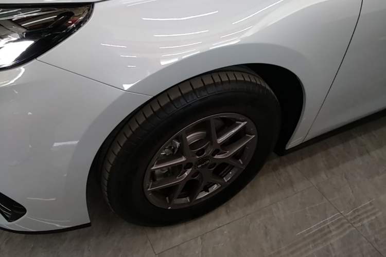 Used BYD Seal 06 New Energy 2026 DM-i Ultra-Enjoyment 128KM Luxury Edition Exterior 4