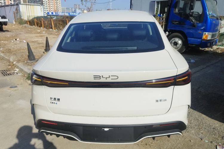 Used BYD Seal 06 New Energy 2026 DM-i Ultra-Enjoyment 128KM Luxury Edition Exterior 4