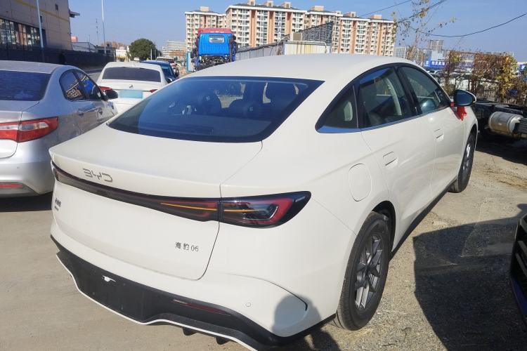 Used BYD Seal 06 New Energy 2026 DM-i Ultra-Enjoyment 128KM Luxury Edition Exterior 5