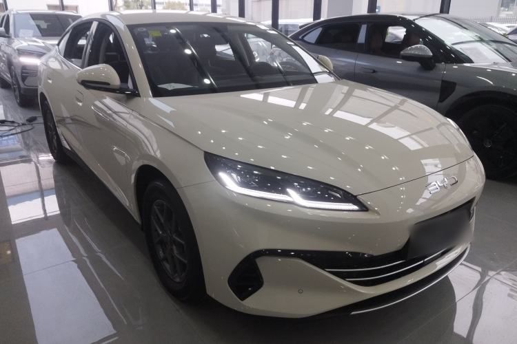 Used BYD Seal 06 New Energy 2026 DM-i Ultra-Enjoyment 128KM Luxury Edition Front Right 45 Deg