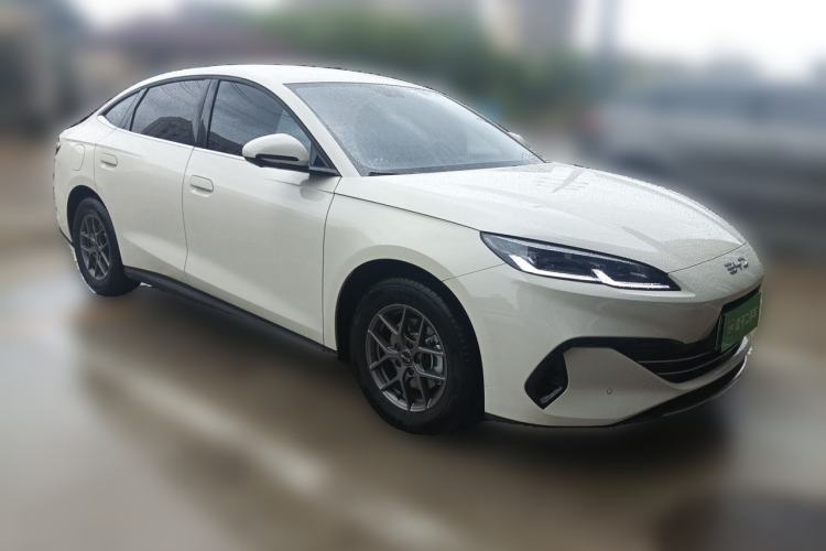 Used BYD Seal 06 New Energy 2026 DM-i Ultra-Enjoyment 128KM Luxury Edition Front Right 45 Deg