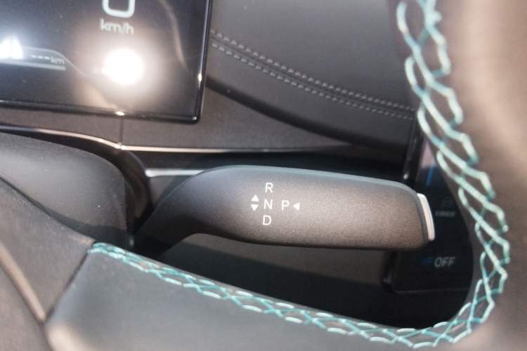Used BYD Seal 06 New Energy 2026 DM-i Ultra-Enjoyment 128KM Luxury Edition Gear Lever