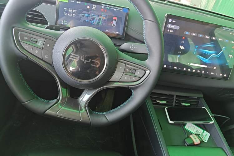 Used BYD Seal 06 New Energy 2026 DM-i Ultra-Enjoyment 128KM Smart Enjoyment Model Gear Lever