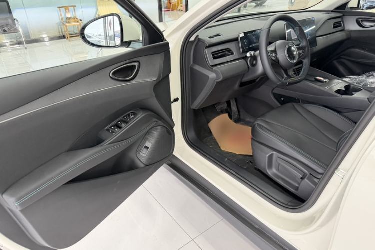 Used BYD Seal 06 New Energy 2026 DM-i Ultra-Enjoyment 128KM Luxury Edition Interior 3