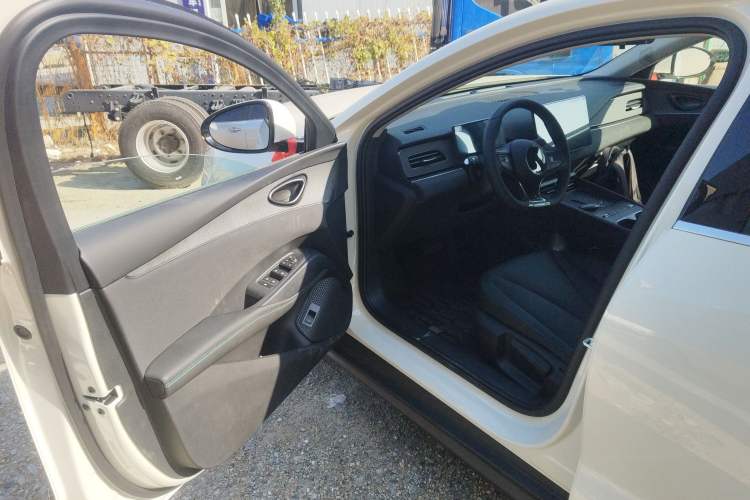 Used BYD Seal 06 New Energy 2026 DM-i Ultra-Enjoyment 128KM Luxury Edition Interior 3