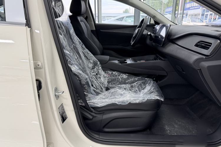 Used BYD Seal 06 New Energy 2026 DM-i Ultra-Enjoyment 128KM Luxury Edition Interior 4