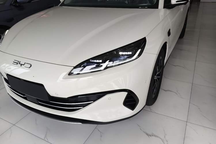 Used BYD Seal 06 New Energy 2026 DM-i Ultra-Enjoyment 128KM Smart Enjoyment Model Left Front Headlight