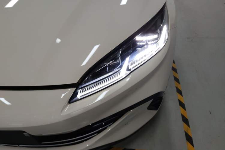 Used BYD Seal 06 New Energy 2026 DM-i Ultra-Enjoyment 128KM Luxury Edition Left Front Headlight