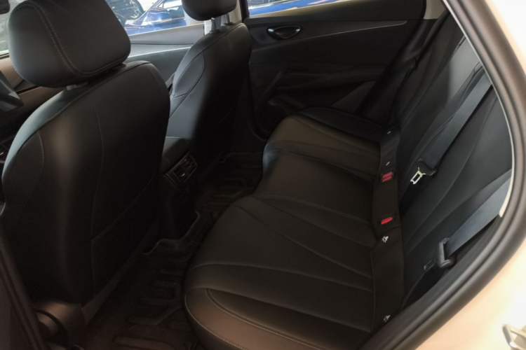 Used BYD Seal 06 New Energy 2026 DM-i Ultra-Enjoyment 128KM Luxury Edition Left Rear Seat