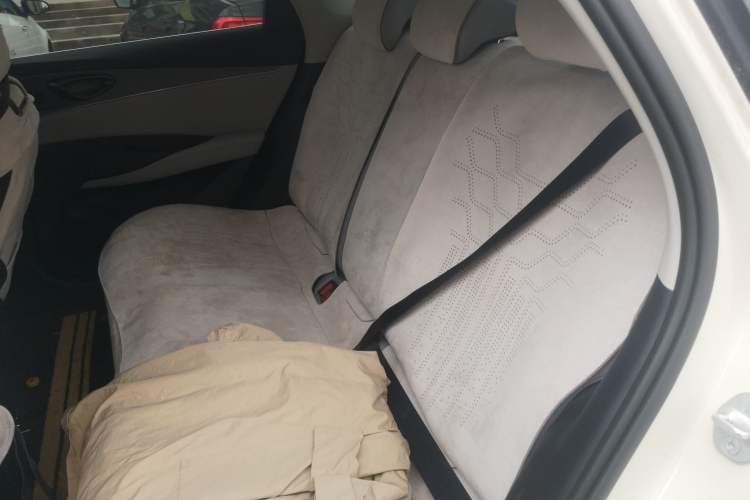 Used BYD Seal 06 New Energy 2026 DM-i Ultra-Enjoyment 128KM Smart Enjoyment Model Left Rear Seat