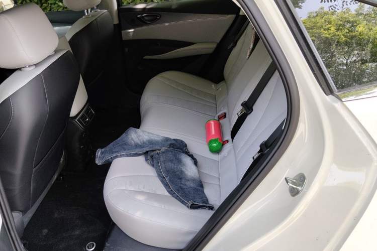 Used BYD Seal 06 New Energy 2026 DM-i Ultra-Enjoyment 128KM Luxury Edition Left Rear Seat