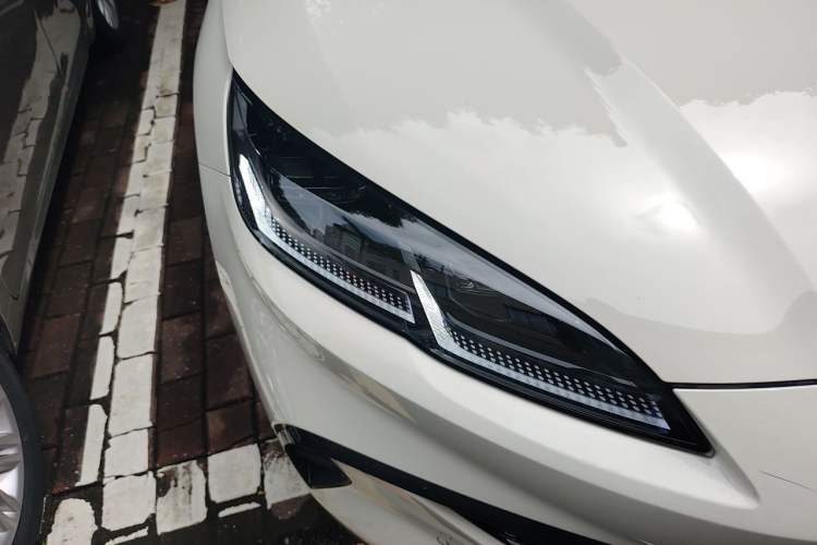 Used BYD Seal 06 New Energy 2026 DM-i Ultra-Enjoyment 128KM Luxury Edition Right Front Headlight