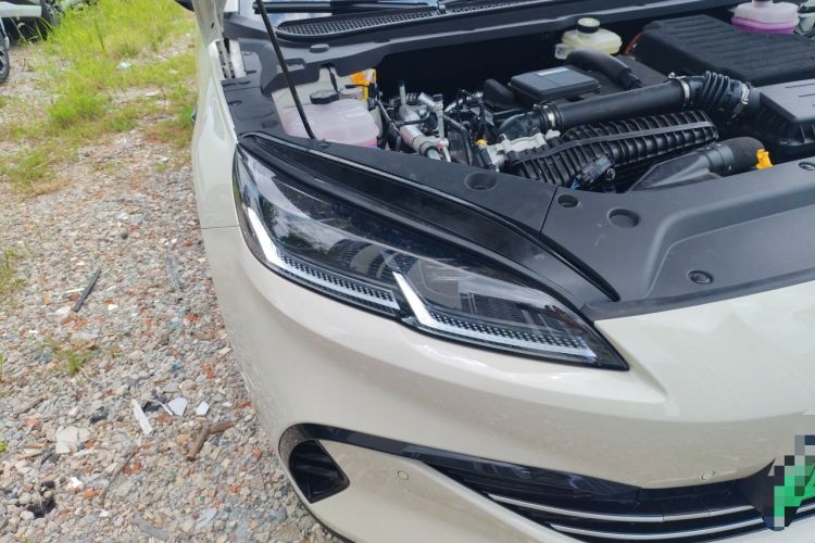 Used BYD Seal 06 New Energy 2026 Model DM-i Ultra-Enjoyment Edition 210KM Flagship Version Right Front Headlight