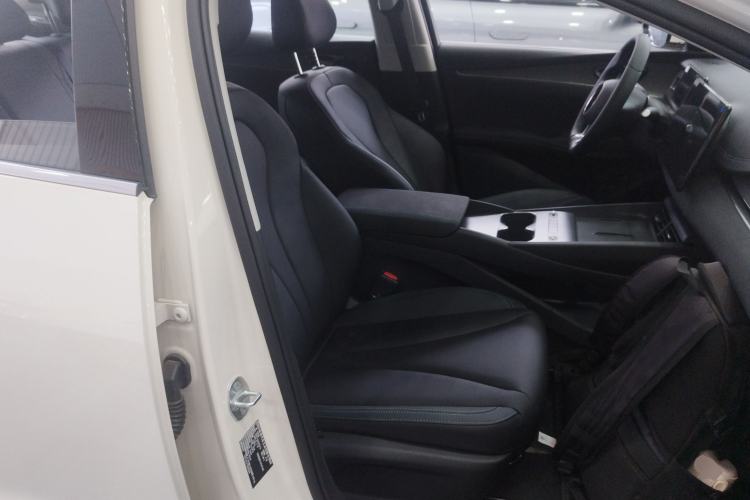 Used BYD Seal 06 New Energy 2026 DM-i Ultra-Enjoyment 128KM Luxury Edition Right Front Seat